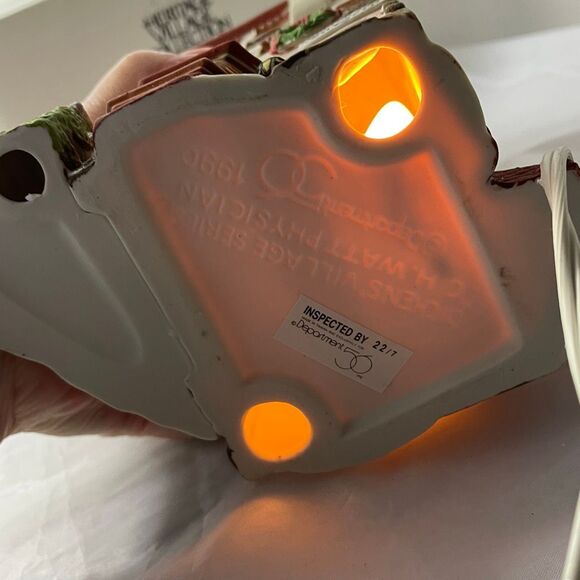 Department 56 “C.H.Watt Physician”building from the Dicken’s Village Series. - Picture 3 of 9